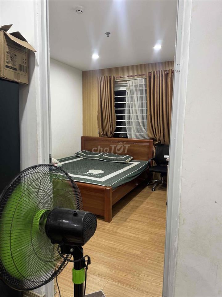 cần bán chung cư b1a hoà khánh căn góc siêu thoáng