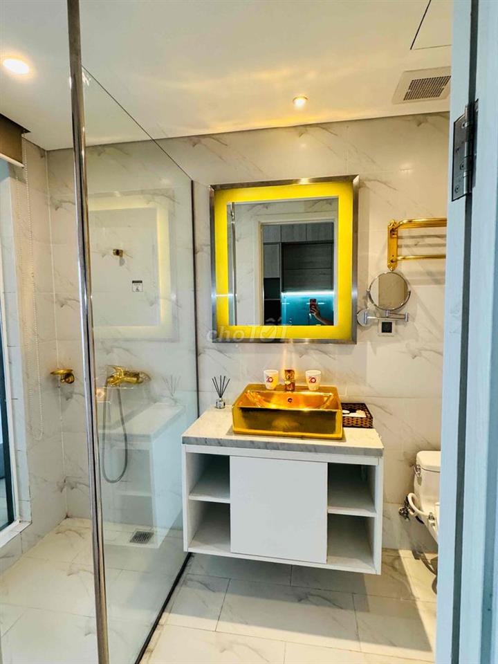căn studio Đà Nẵng Golden Bay - view phố