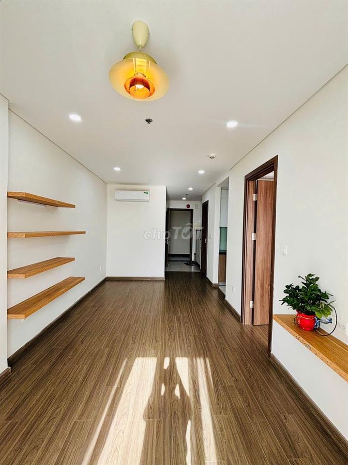 Chính chủ Bán nhanh căn 2PN đẹp keng FPT 2 - diện tích hơn 72m2.