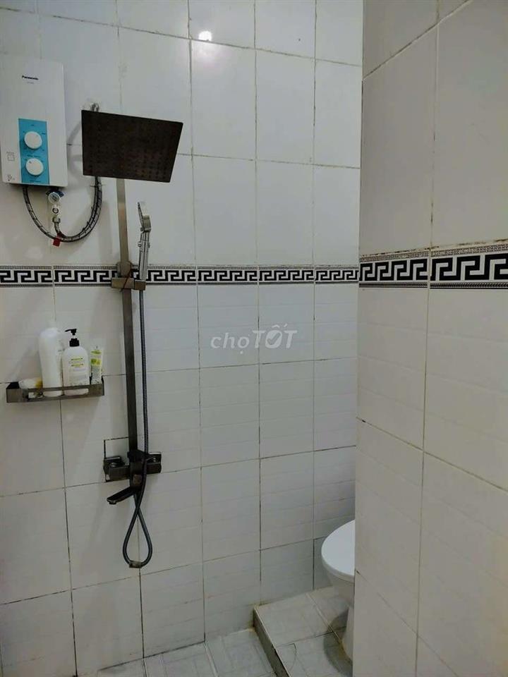 Bán căn hộ Tầng trệt Chúng cư bluehouse