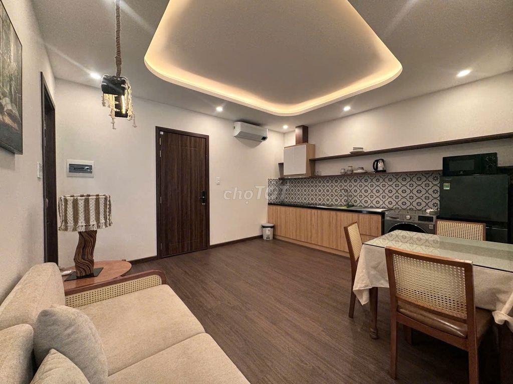 CHO THUÊ CĂN HỘ 1 PHÒNG NGỦ BAN CÔNG RỘNG_ĐƯỜNG HẢI TRIỀU