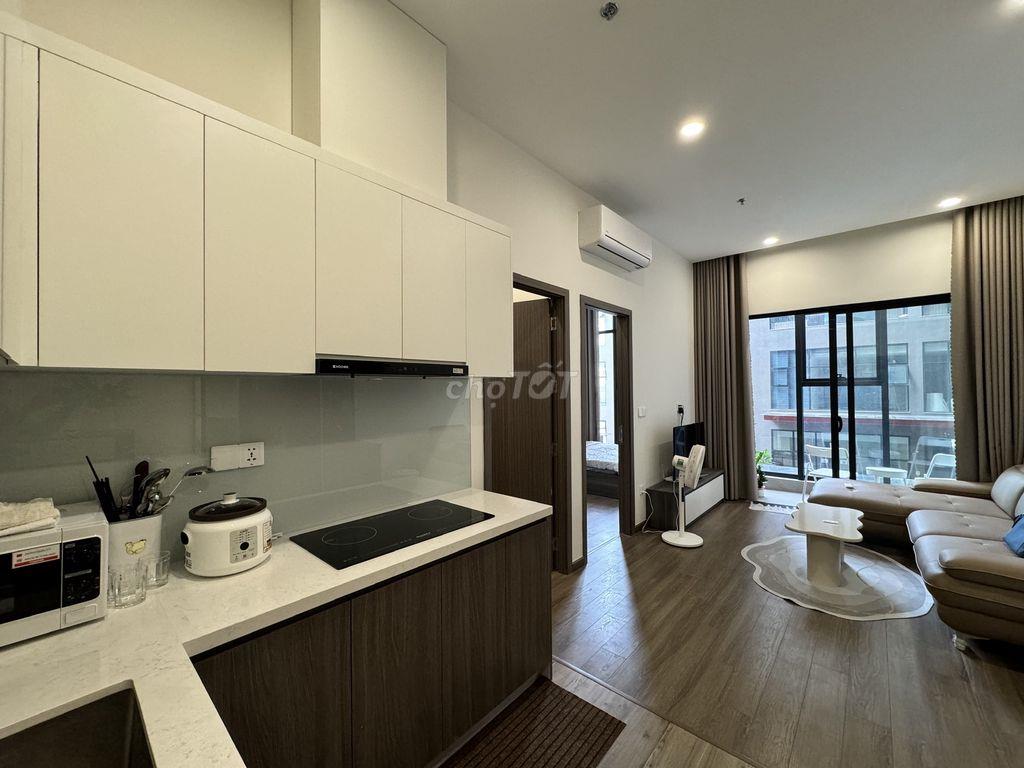 Cho thuê căn hộ 2 phòng ngủ, có hồ bơi, mới sạch sẽ, giá cực rẻ