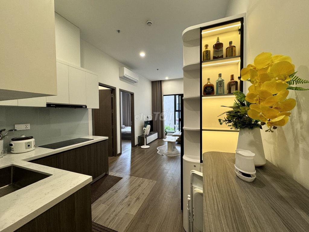 Cho thuê căn hộ 2 phòng ngủ, có hồ bơi, mới sạch sẽ, giá cực rẻ