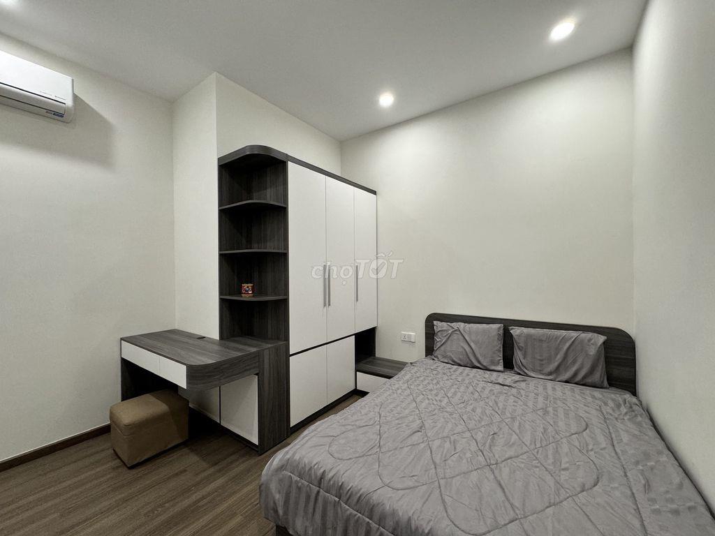 Cho thuê căn hộ 2 phòng ngủ, có hồ bơi, mới sạch sẽ, giá cực rẻ