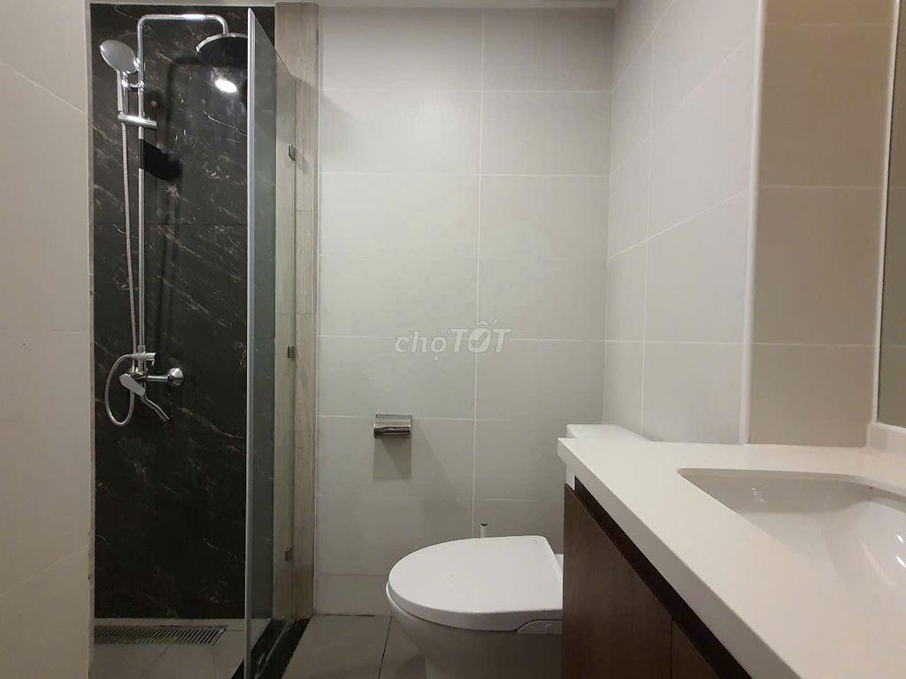 Cho thuê căn hộ 2 phòng ngủ, có hồ bơi, bồn tắm nằm, gần biển Mỹ Khê
