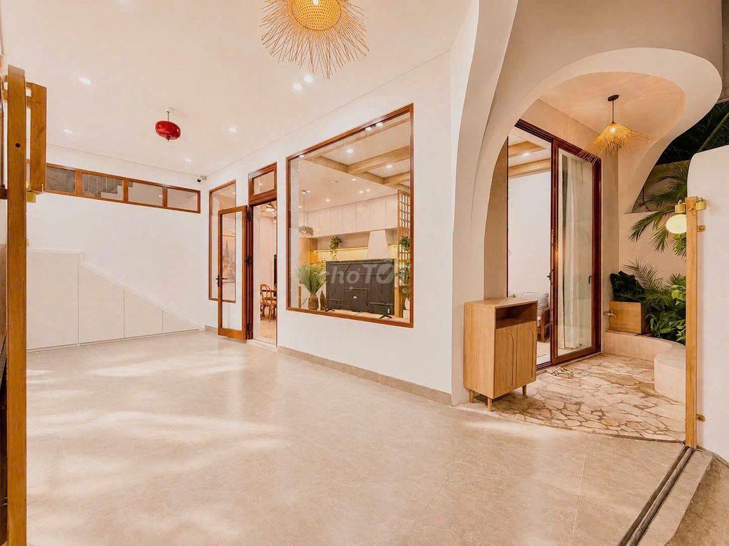 🏝️✨ MINI VILLA LUXURY – NGUYỄN TẤT THÀNH, SÁT BIỂN 🌊 ✨🏝️