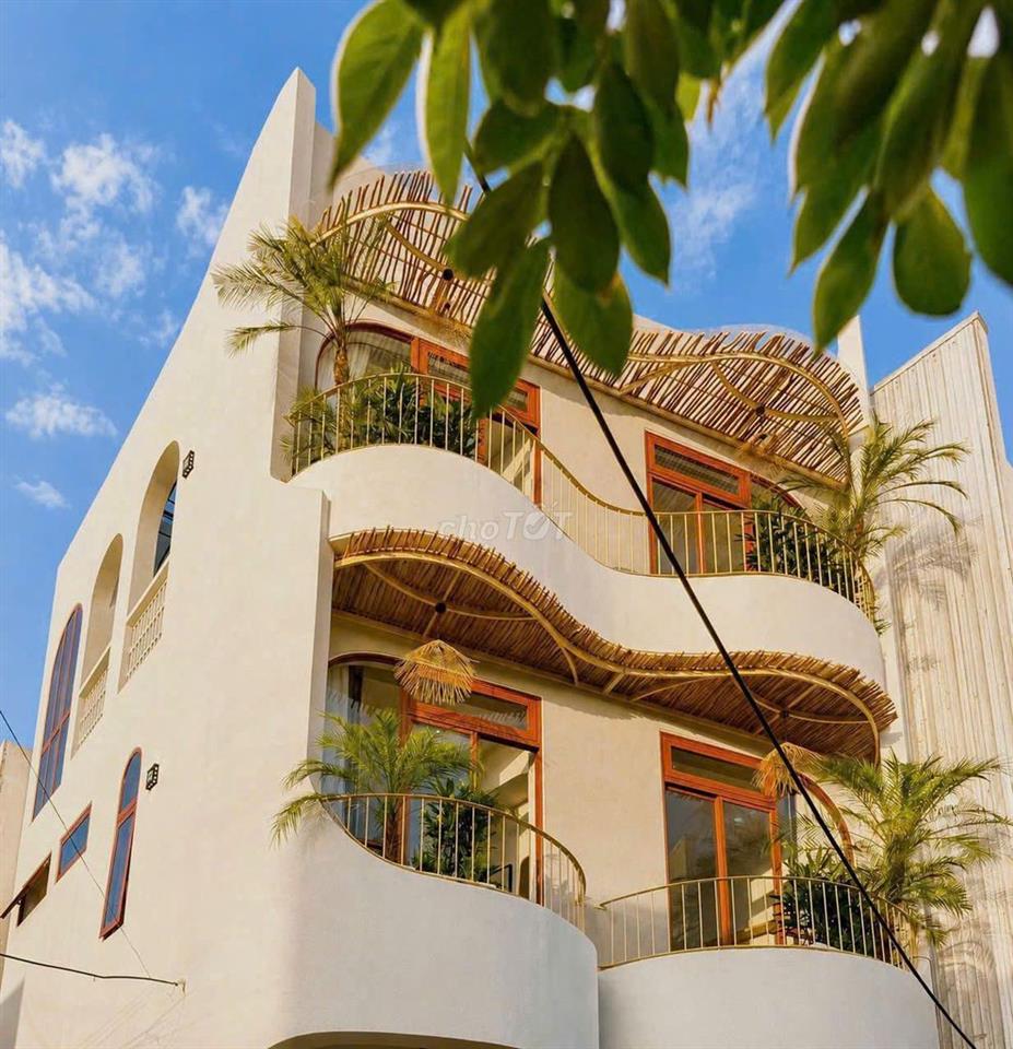 🏝️✨ MINI VILLA LUXURY – NGUYỄN TẤT THÀNH, SÁT BIỂN 🌊 ✨🏝️