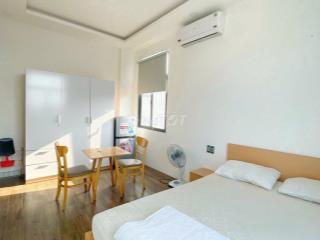 STUDIO VIEW THOÁNG - NGAY ĐẠI HỌC KINH TẾ - GIÁ 5TR9/THÁNG