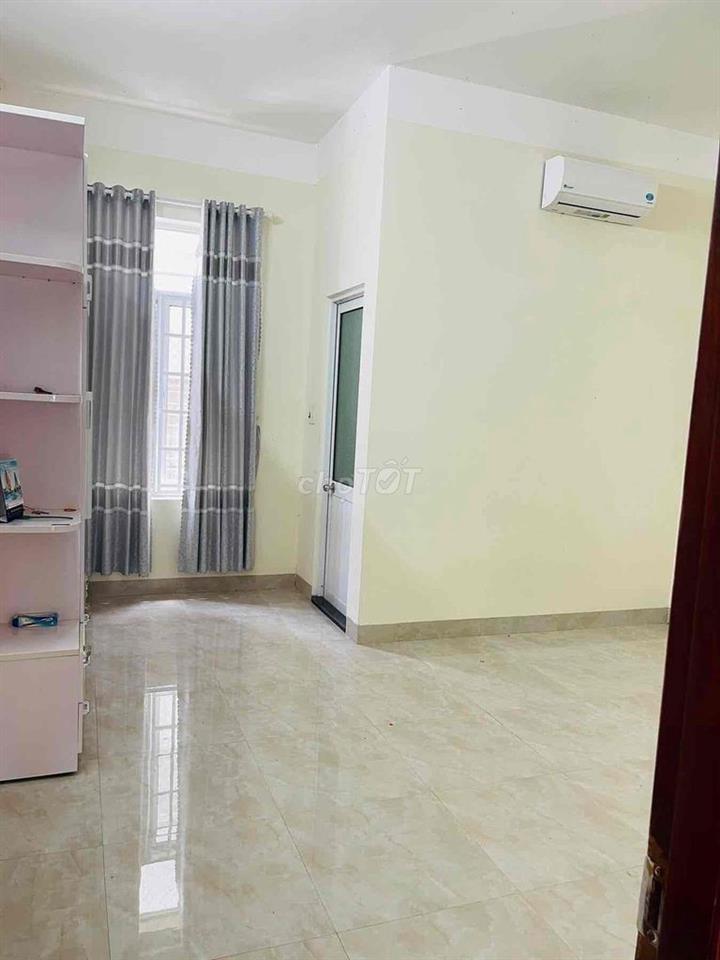 Cho thuê nhà 3 tầng đảo 2 Hoà Xuân đấu lưng Nguyễn Phước Lan