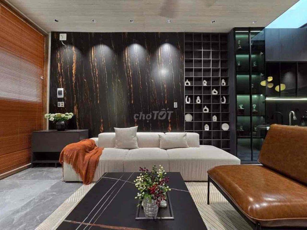 Nhà 3 tầng 4 phòng ngủ Hướng Tây Nam cần bán tại Hoà Xuân