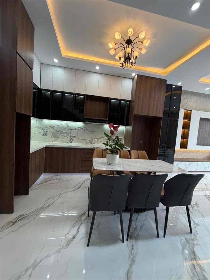Cho thuê nhà 3 tầng 4 phòng ngủ Hoà Xuân Hoàng Châu Ký