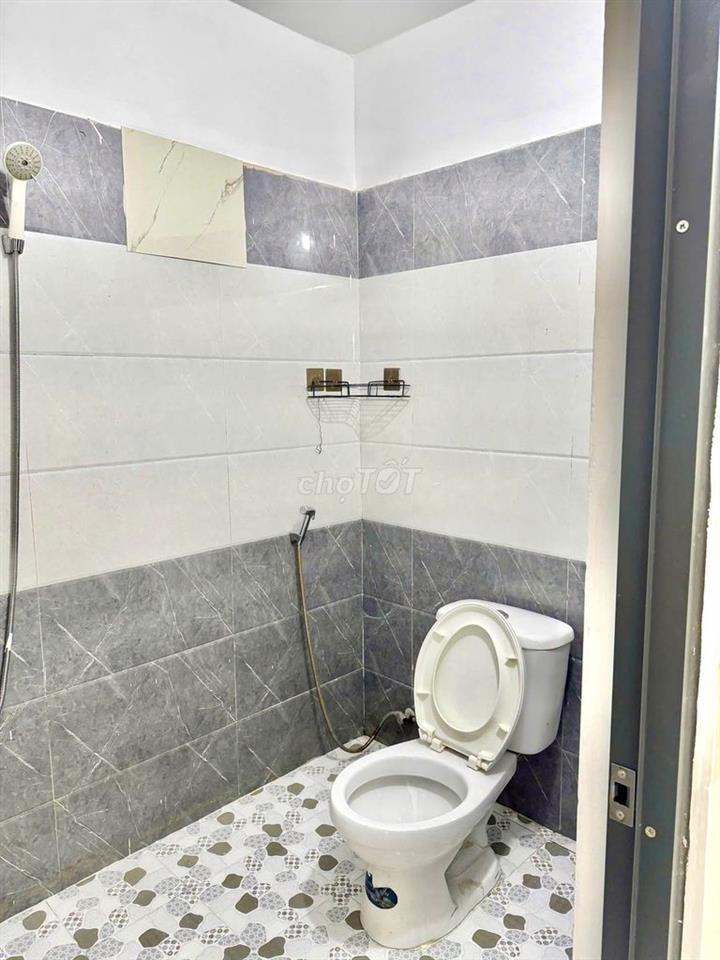  NHÀ NGUYÊN CĂN SÂN VƯỜN 300M² – KHÔNG GIAN SỐNG THOÁNG ĐÃNG GẦN BÀ NÀ