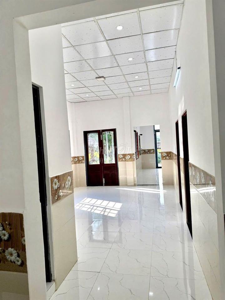 NHÀ NGUYÊN CĂN SÂN VƯỜN 300M² – KHÔNG GIAN SỐNG THOÁNG ĐÃNG GẦN BÀ NÀ