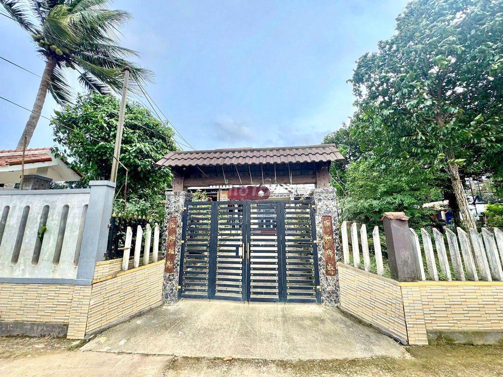  NHÀ NGUYÊN CĂN SÂN VƯỜN 300M² – KHÔNG GIAN SỐNG THOÁNG ĐÃNG GẦN BÀ NÀ