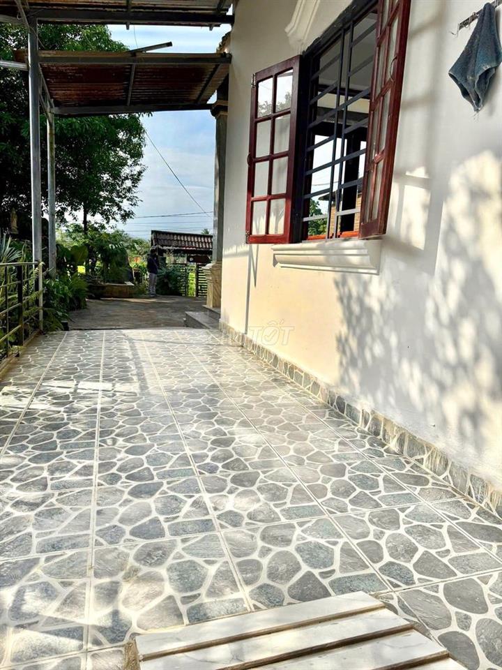 NHÀ NGUYÊN CĂN SÂN VƯỜN 300M² – KHÔNG GIAN SỐNG THOÁNG ĐÃNG GẦN BÀ NÀ