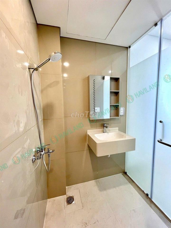 STUDIO MỚI – CÁCH ĐẠI HỌC FPT CHỈ 70M