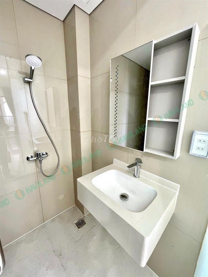 STUDIO MỚI – CÁCH ĐẠI HỌC FPT CHỈ 70M