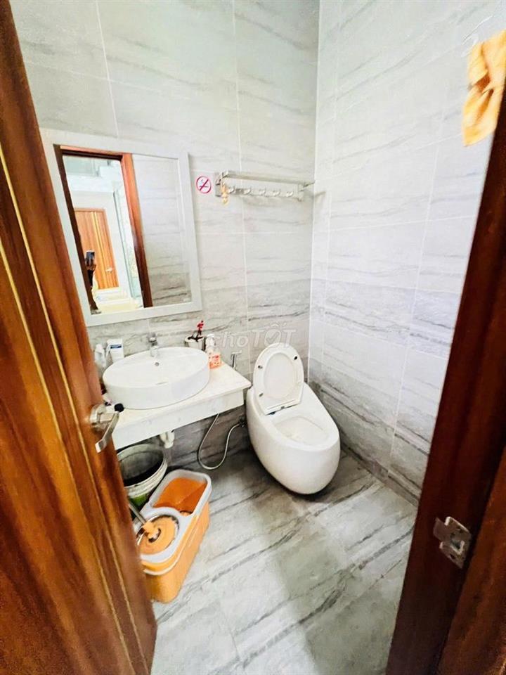 [NCC] CHO THUÊ NHÀ 8PN-8WC MẶT TIỀN NGUYỄN PHƯỚC LAN 