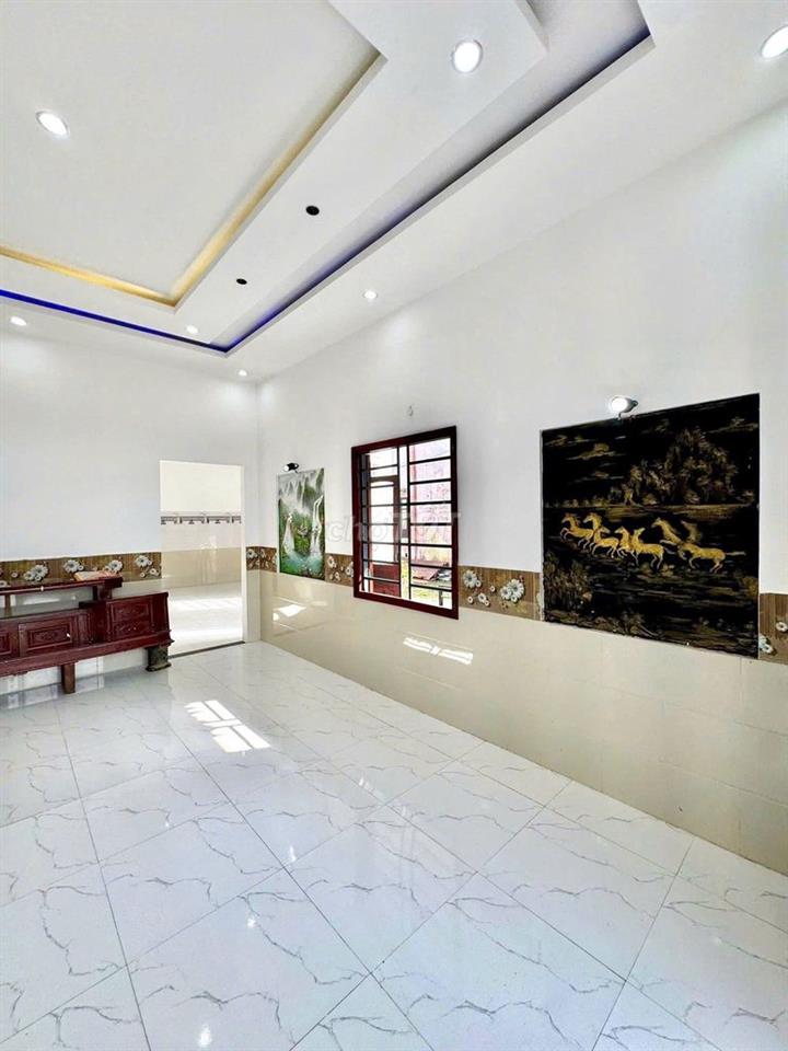  NHÀ NGUYÊN CĂN SÂN VƯỜN RỘNG 300M² – GẦN BÀ NÀ