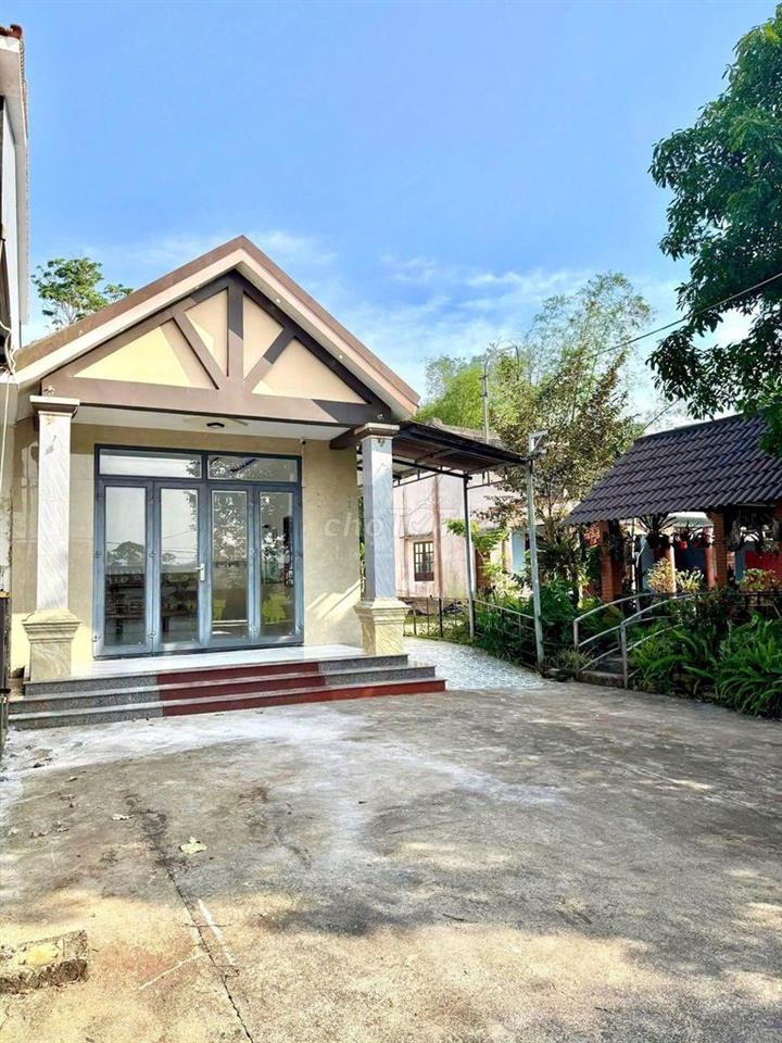  NHÀ NGUYÊN CĂN SÂN VƯỜN RỘNG 300M² – GẦN BÀ NÀ