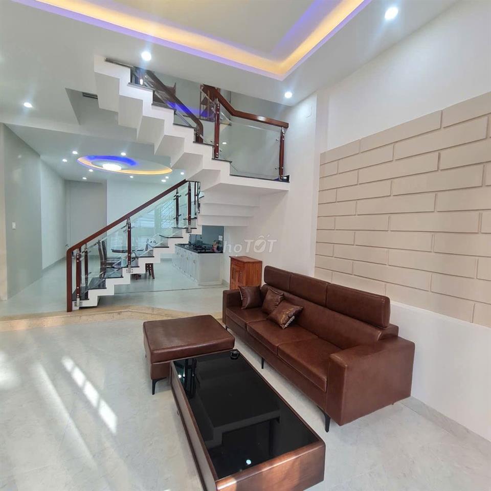 Nhà Nguyên Căn Gần Đường 2/9 | Rộng Rãi Thoáng Mát