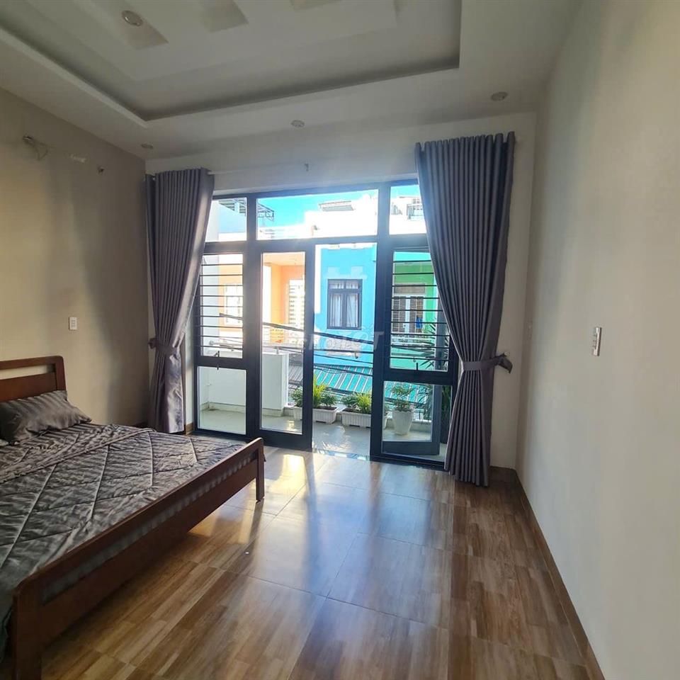 Nhà Nguyên Căn Gần Đường 2/9 | Rộng Rãi Thoáng Mát