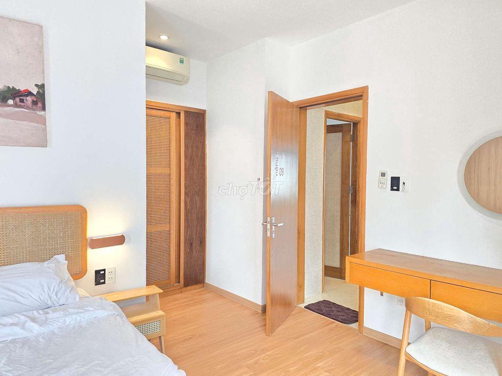 Cho Thuê căn hộ penthouse 75m2 - đầy đủ tiện nghi - gần biển