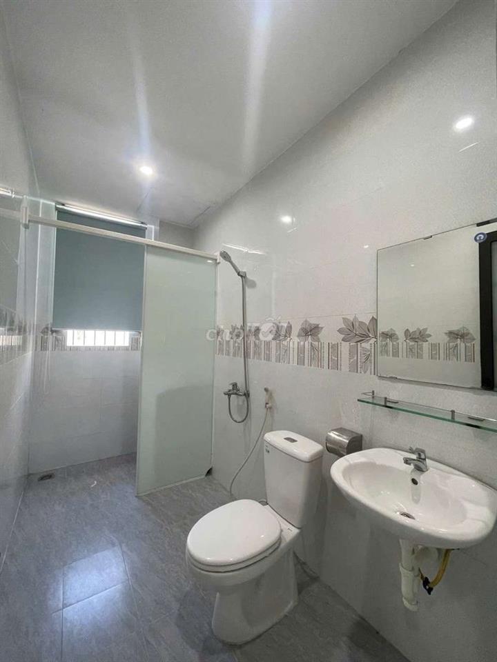 PHÒNG CHO THUÊ NGAY ĐẠI HỌC KINH TẾ