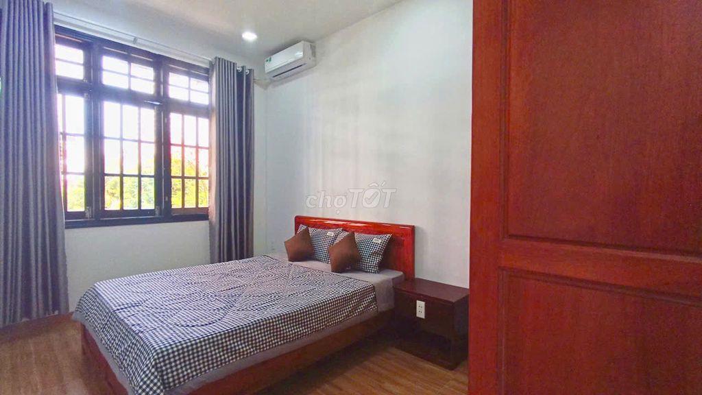 CHO THUÊ CĂN HỘ 1 PHÒNG NGỦ NGAY GẦN BIỂN