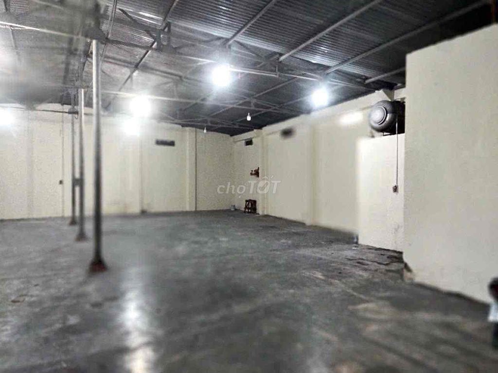 🔥 CHO THUÊ KHO HOÀNG VĂN THÁI – 400M²