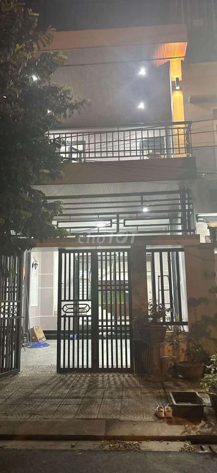 🇻🇳 CHO THUÊ NHÀ 2 ĐƯỜNG: BÌNH HÒA -3 PHÒNG NGỦ -SẠCH ĐẸP - kề công viên