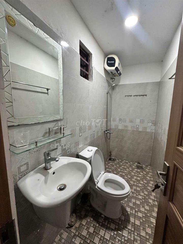 🛑 CHO THUÊ NHÀ NGUYÊN CĂN: GẦN ĐƯỜNG TẾ HANH - 2 phòng - 2wc 