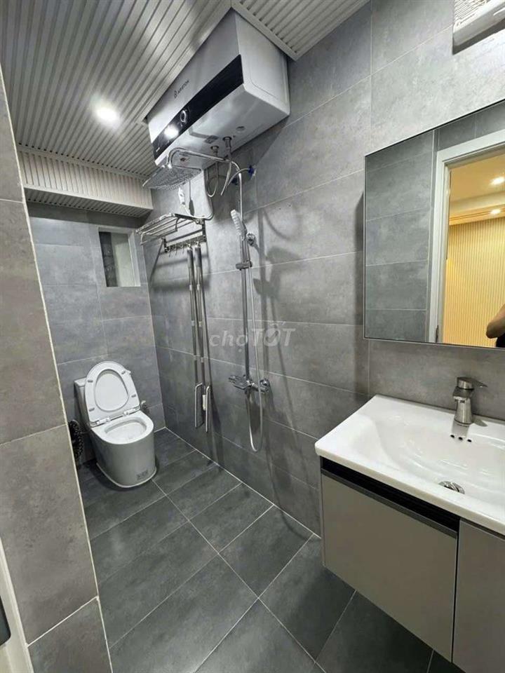 CHO THUÊ NHÀ 3 TẦNG MỚI ĐẸP: KIỆT LÊ ĐỘ - 3 PHÒNG - 4WC -ĐỦ NỘI THẤT