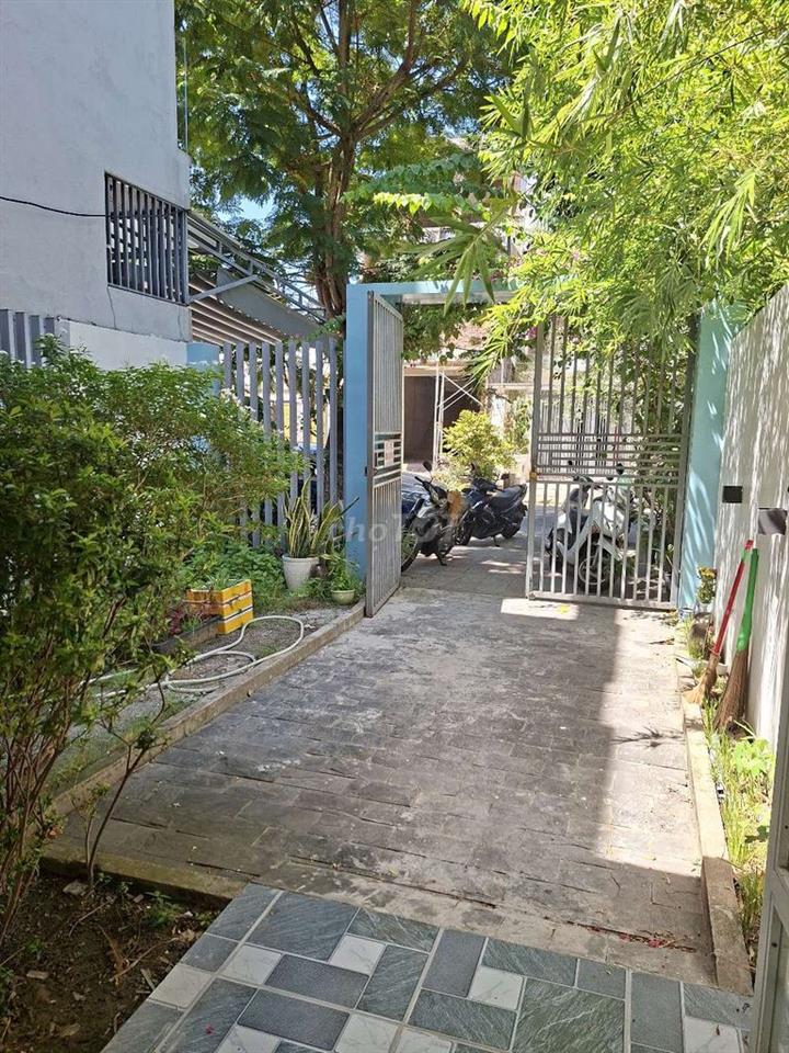 🇻🇳 CHO THUÊ NHÀ 2 TẦNG SÂN VƯỜN: ĐƯỜNG NGUYỄN SẮC KIM - 3 PHÒNG NGỦ