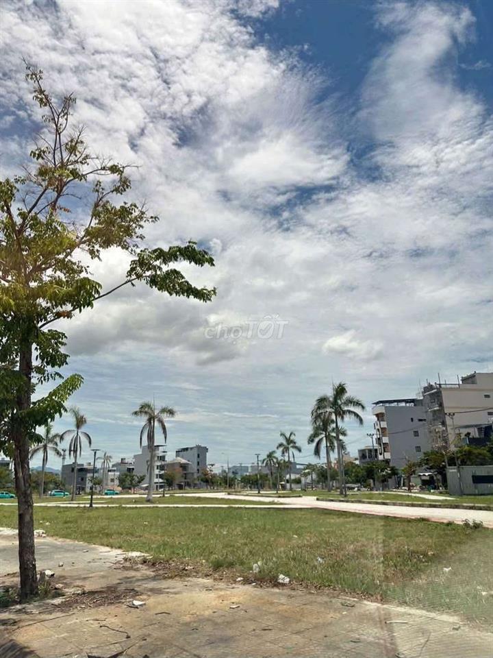 🇻🇳 CHO THUÊ BIỆT THỰ SÂN VƯỜN: ĐƯỜNG NGỌC TỊNH - ĐỐI DIỆN CÔNG VIÊN