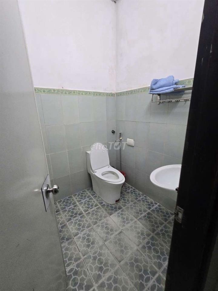 🛑 CHO THUÊ TÒA NHÀ ĐƯỜNG: TRƯỜNG SA - 14 phòng 