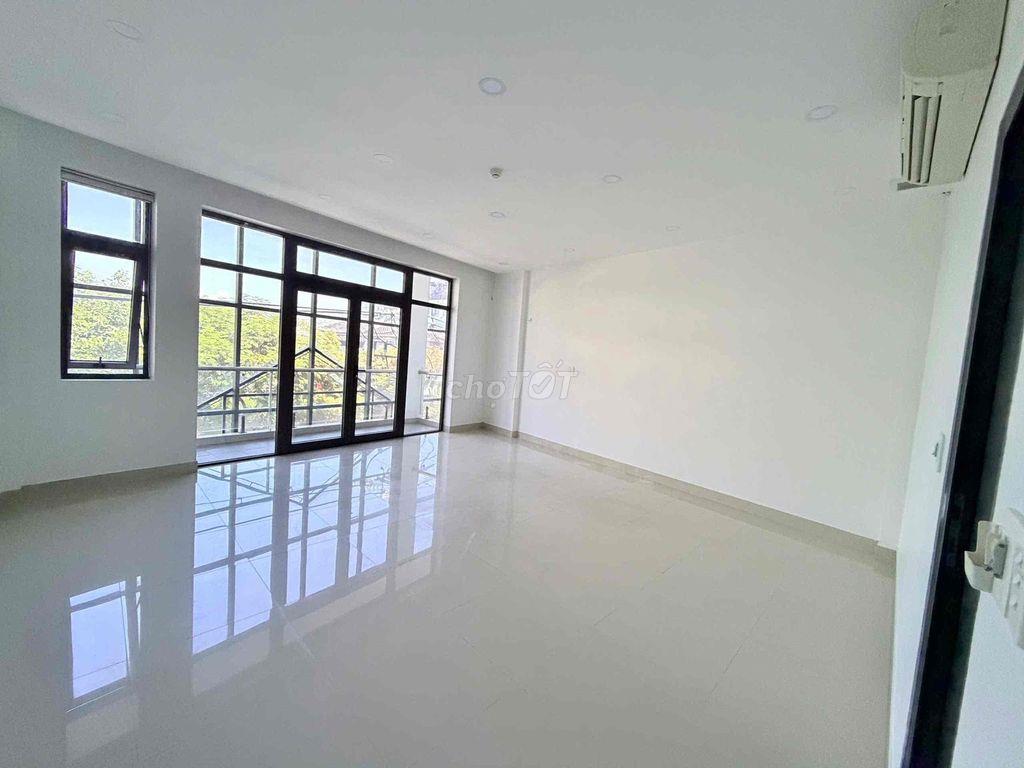 Cho thuê nhà 5 tầng mặt tiền TRIỆU NỮ VƯƠNG ngang 6m5