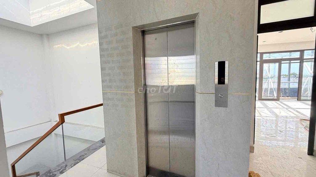 Cho thuê nhà 5 tầng mặt tiền TRIỆU NỮ VƯƠNG ngang 6m5