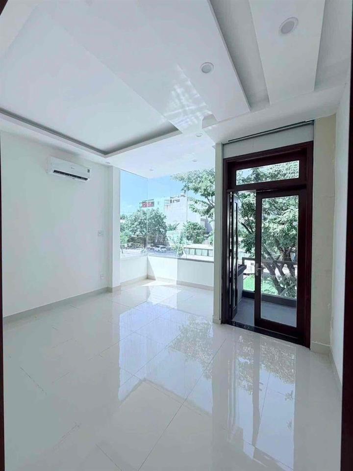 CHO THUÊ NHÀ MẶT TIỀN 3 TẦNG SƠN TRÀ