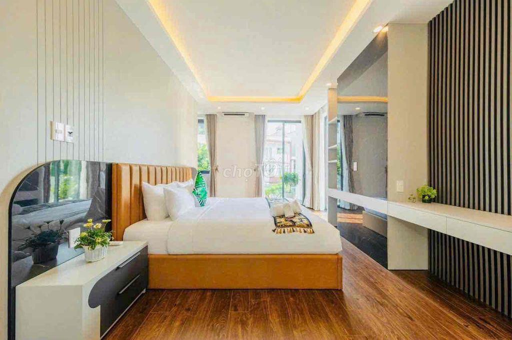 Cho thuê biệt thự 3 tầng 2 mặt tiền NGUYỄN SƠN