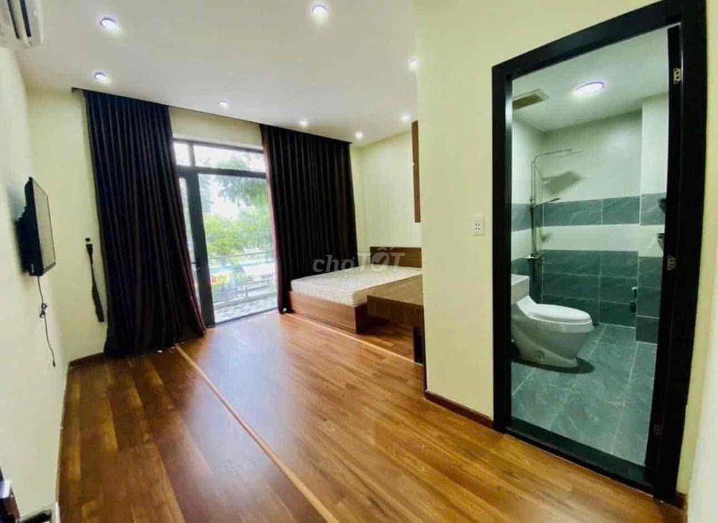 CHO THUÊ NHÀ MẶT TIỀN 5PN ,5WC KÍN FULL NỘI THẤT