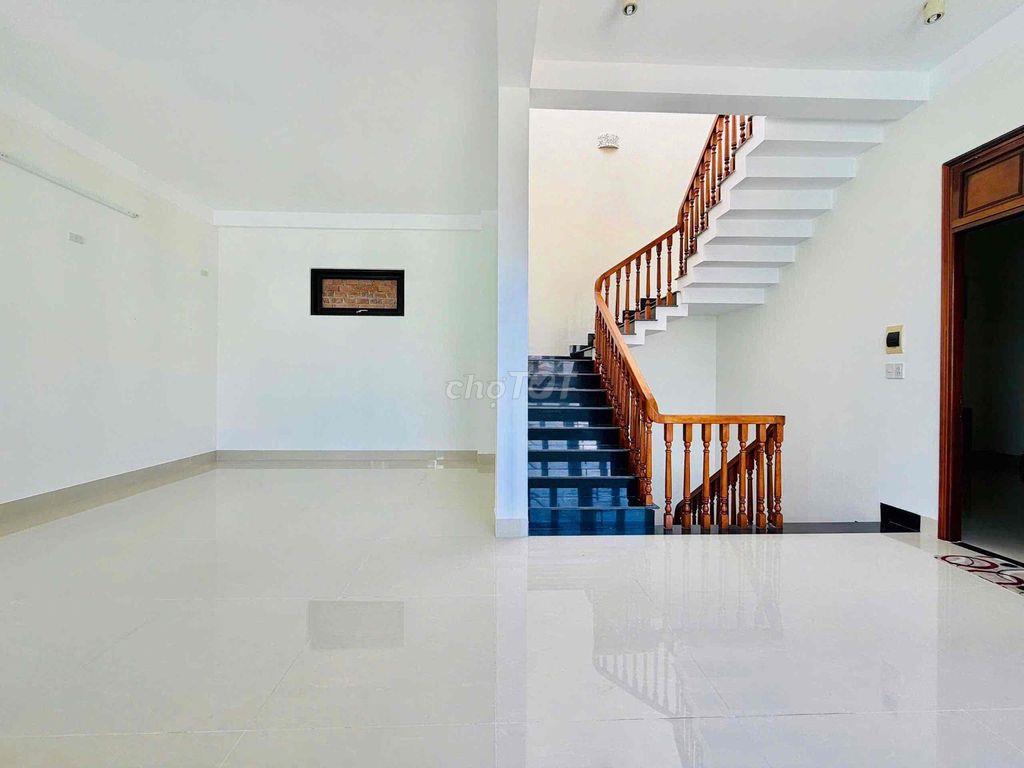Cho thuê nhà 3 tầng kiệt oto đường nhựa 5m 2/9
