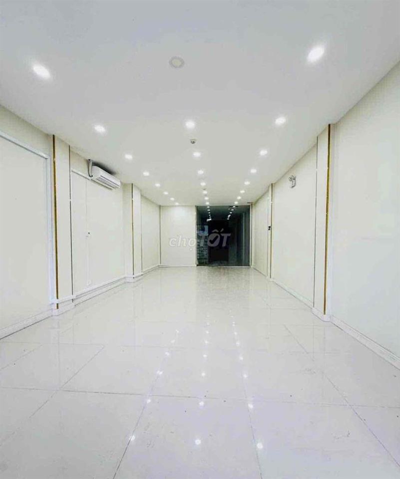 Cho thuê nhà 6 tầng Nguyễn Văn Linh , thang máy , pccc đầy đủ 15 phòng
