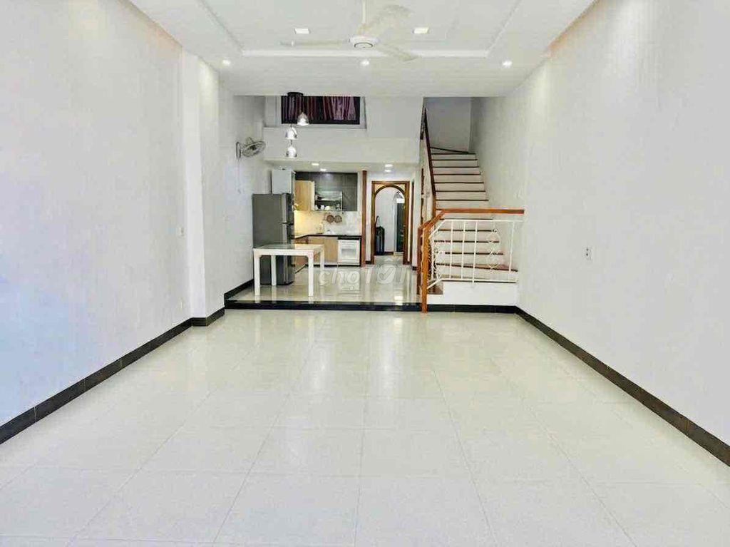 Cho thuê nhà 3 tầng mặt tiền Khuê Mỹ Đông 7 , 3PN , 3WC