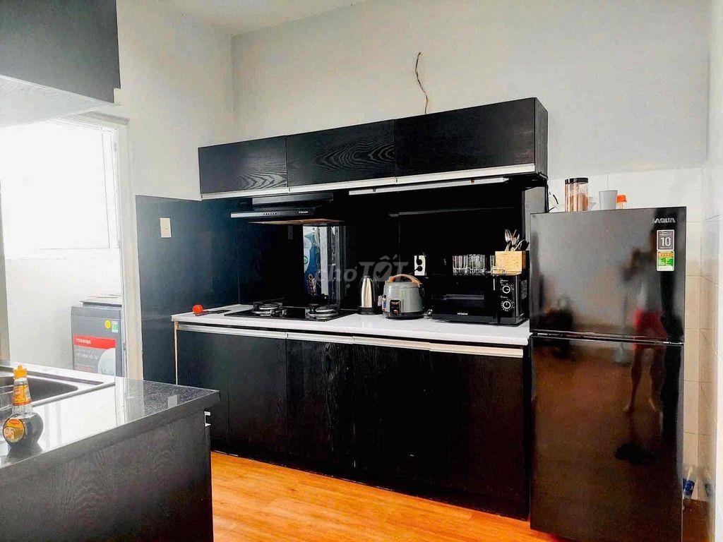 Cho thuê căn hộ 1PN view sông , 70m2 , full nội thất , hđ lâu dài