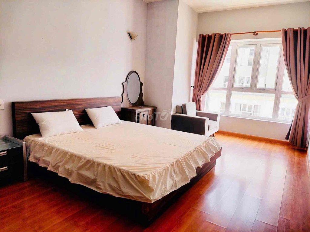 Cho thuê căn hộ 1PN view sông , 70m2 , full nội thất , hđ lâu dài