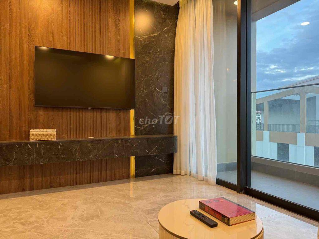 Cho thuê căn hộ cao cấp 1 phòng ngũ Panoma 2