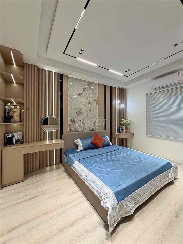 Cho thuê nhà nguyên căn đường Đống Đa