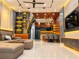 Nhà đẹp 4PN cho thuê khu vực Hoà Xuân