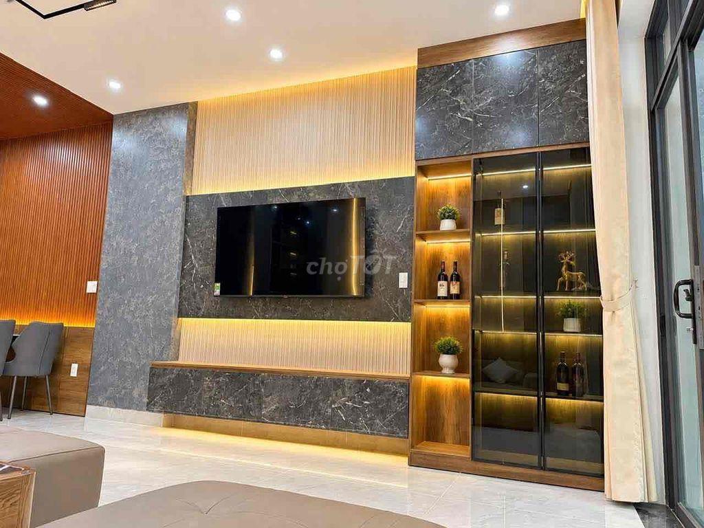 Nhà đẹp 4PN cho thuê khu vực Hoà Xuân